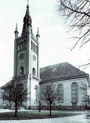 Bild_07_FriedrStaedtKirche